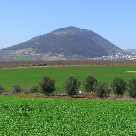 Noach Batavor Villa Kefar Kish Exterior foto